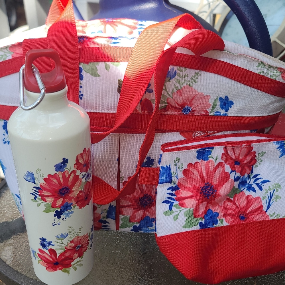 Pioneer Woman Insulated lunch set